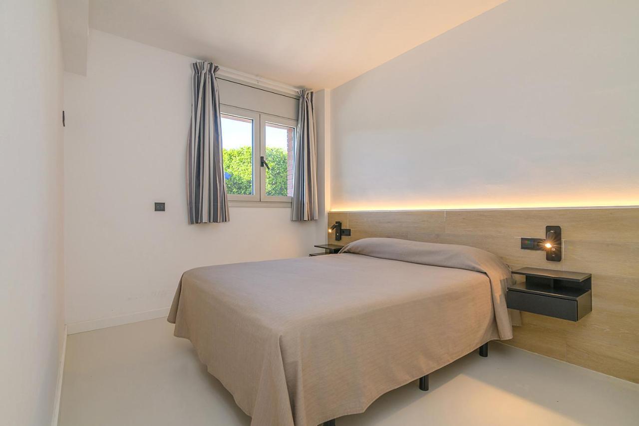 Aparthotel Marsol Castelldefels Zewnętrze zdjęcie