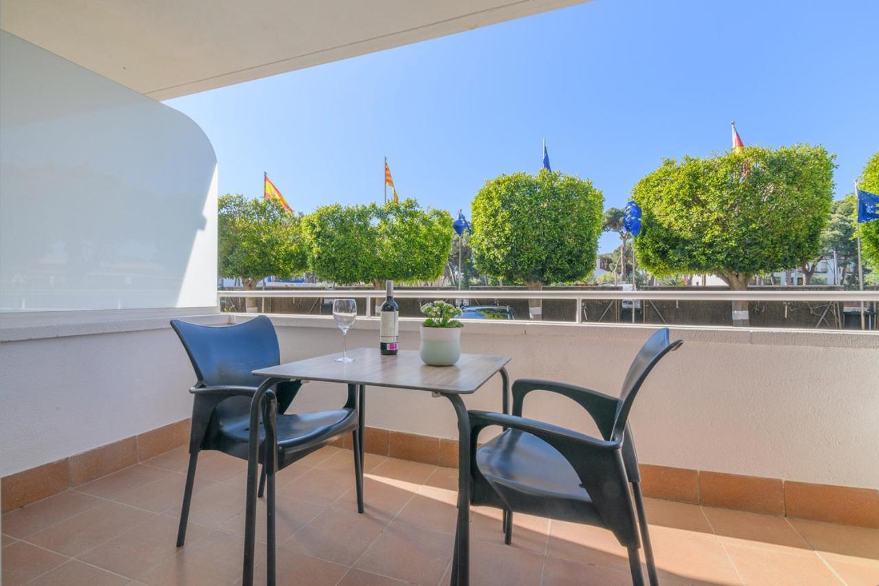 Aparthotel Marsol Castelldefels Zewnętrze zdjęcie