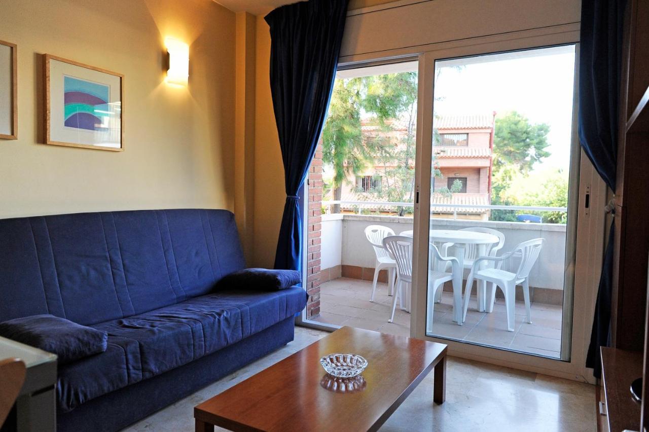 Aparthotel Marsol Castelldefels Zewnętrze zdjęcie