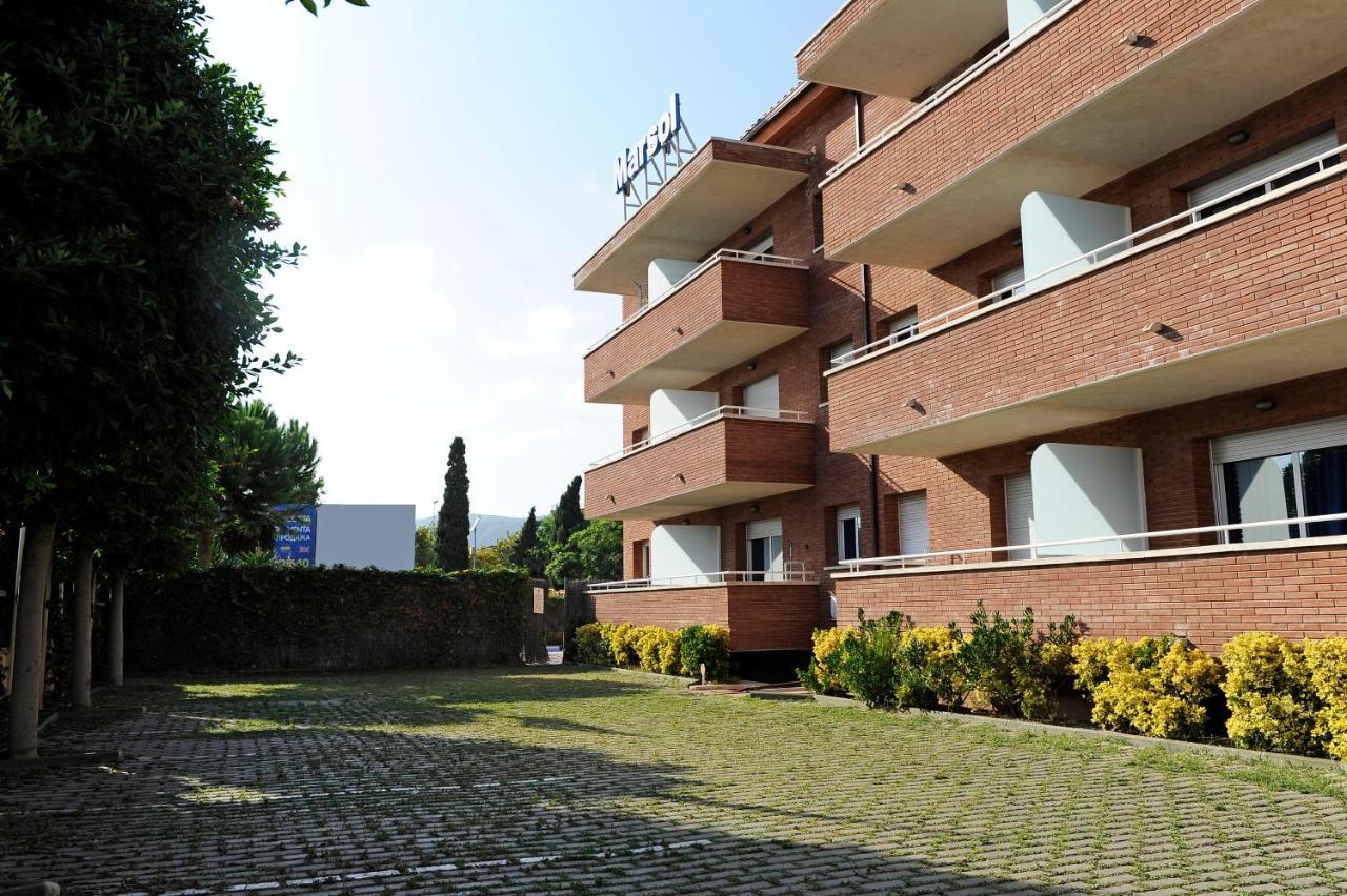 Aparthotel Marsol Castelldefels Zewnętrze zdjęcie